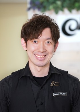 加藤　徹哉
